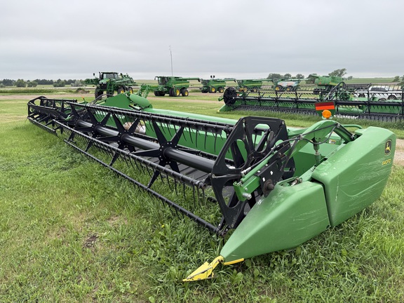 2012 John Deere 640FD Header Combine