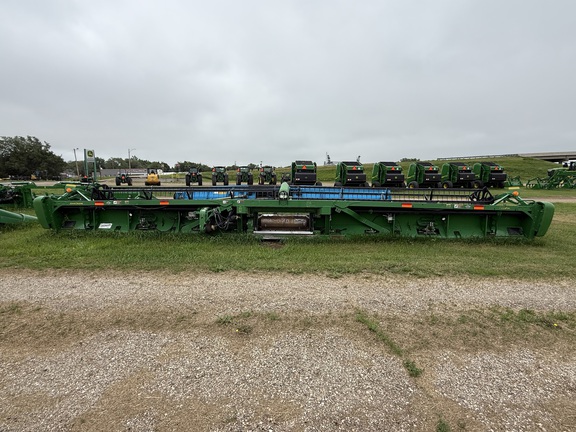 2012 John Deere 640FD Header Combine