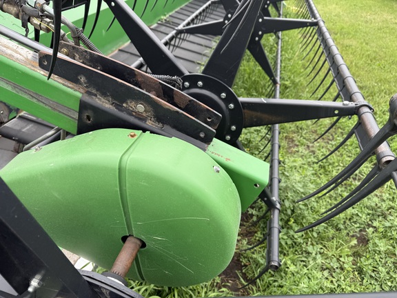 2012 John Deere 640FD Header Combine