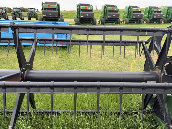 2012 John Deere 640FD Header Combine