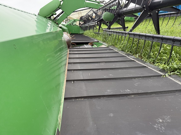 2012 John Deere 640FD Header Combine