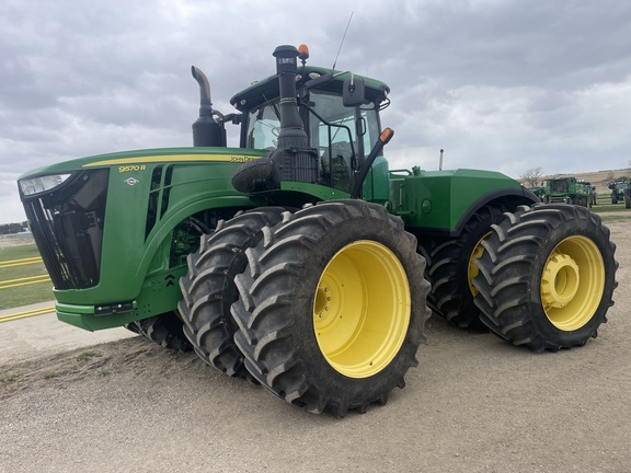 2015 John Deere 9570R Tractor 4WD