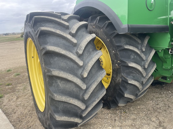 2015 John Deere 9570R Tractor 4WD