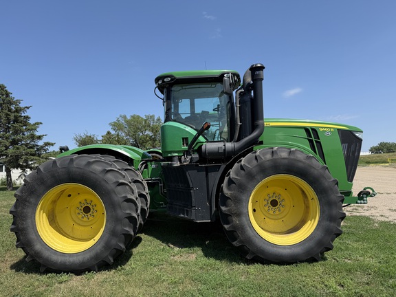2013 John Deere 9460R Tractor 4WD