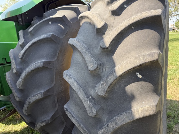 2013 John Deere 9460R Tractor 4WD