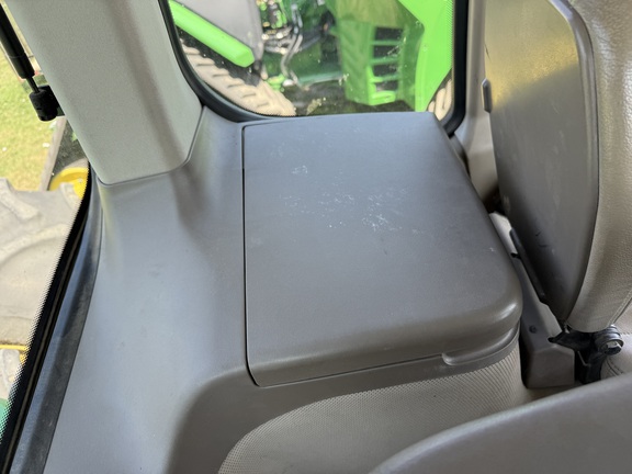 2013 John Deere 9460R Tractor 4WD