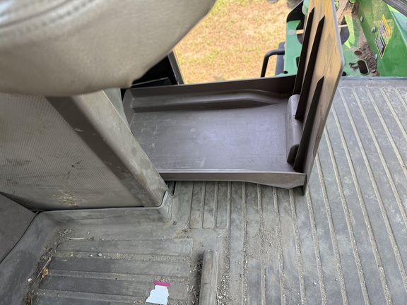 2013 John Deere 9460R Tractor 4WD