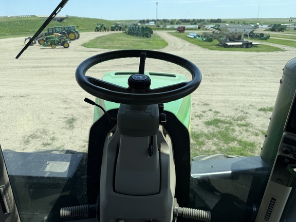 2013 John Deere 9460R Tractor 4WD