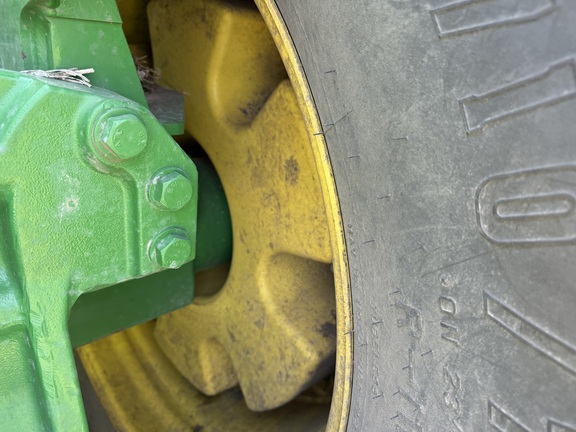 2013 John Deere 9460R Tractor 4WD