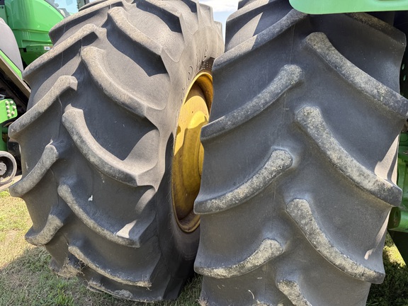 2013 John Deere 9460R Tractor 4WD