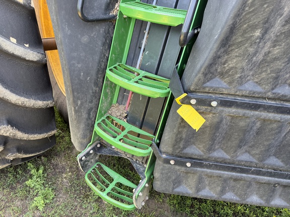 2013 John Deere 9460R Tractor 4WD