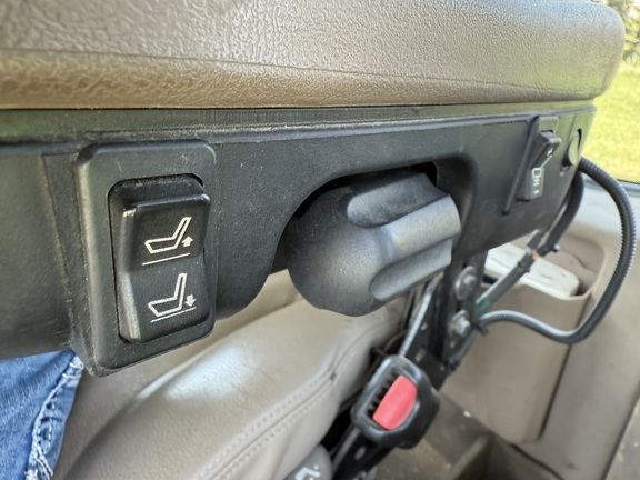 2013 John Deere 9460R Tractor 4WD