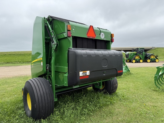 2022 John Deere 560R Baler/Round