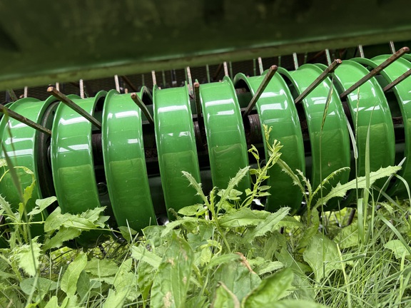 2022 John Deere 560R Baler/Round