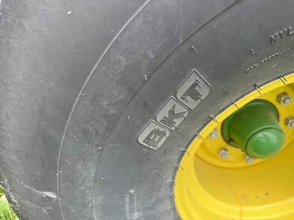 2022 John Deere 560R Baler/Round