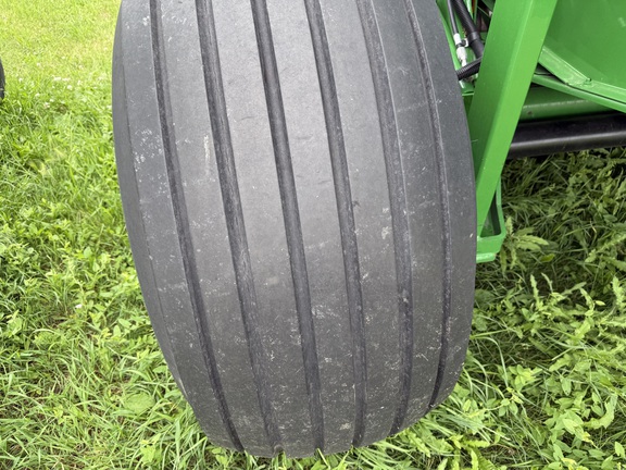 2022 John Deere 560R Baler/Round