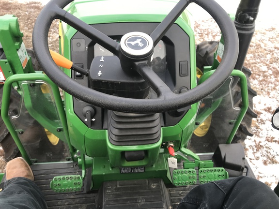 2024 John Deere 5075E Tractor