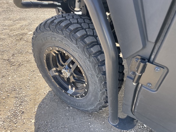 2021 John Deere XUV 835R ATV