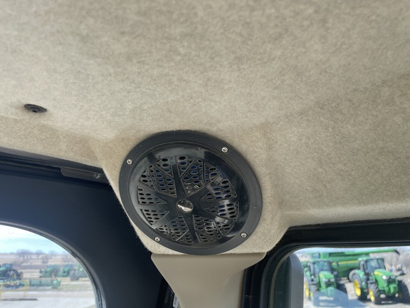 2021 John Deere XUV 835R ATV