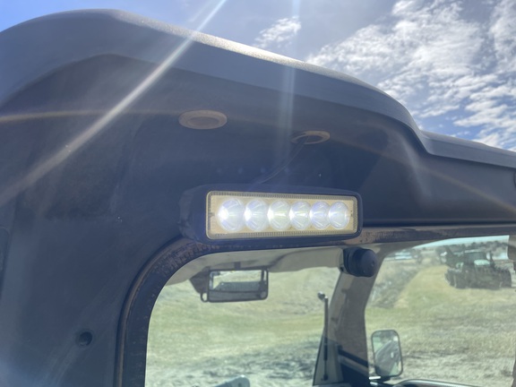 2021 John Deere XUV 835R ATV