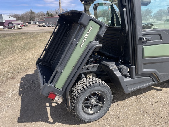 2021 John Deere XUV 835R ATV