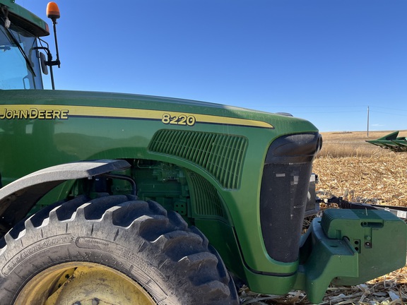 2004 John Deere 8220 Tractor