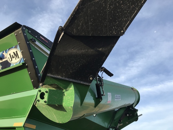 2019 J&M 1522X Grain Cart