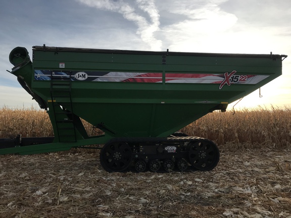 2019 J&M 1522X Grain Cart