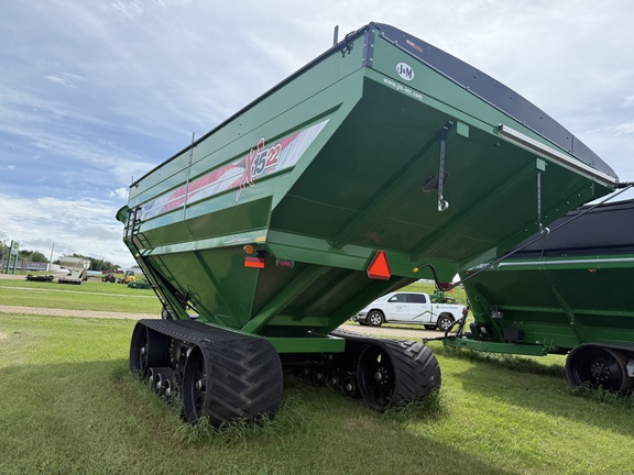 2019 J&M 1522X Grain Cart