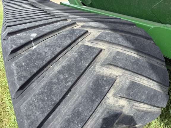 2019 J&M 1522X Grain Cart