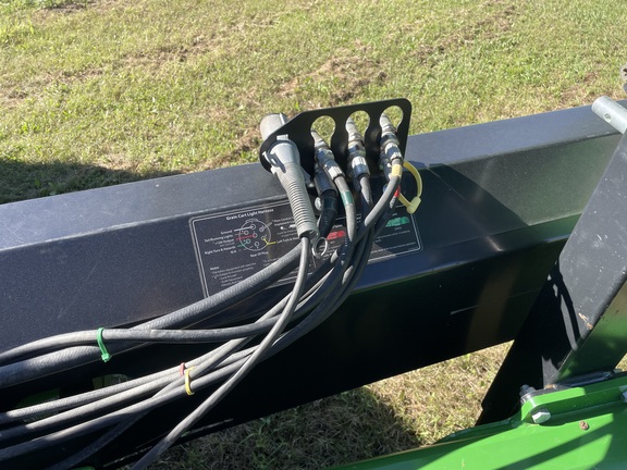 2019 J&M 1522X Grain Cart