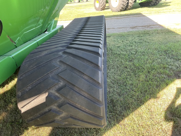 2019 J&M 1522X Grain Cart