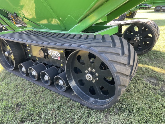 2019 J&M 1522X Grain Cart