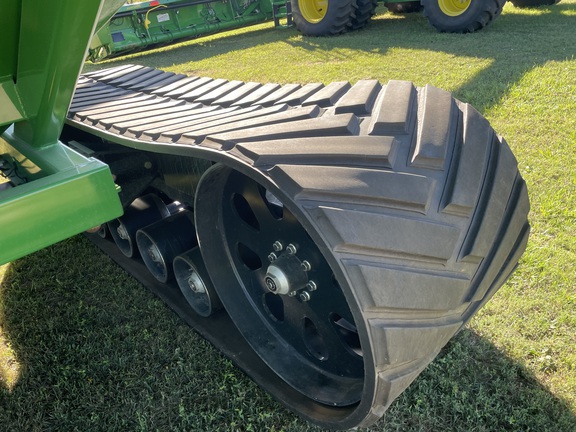 2019 J&M 1522X Grain Cart