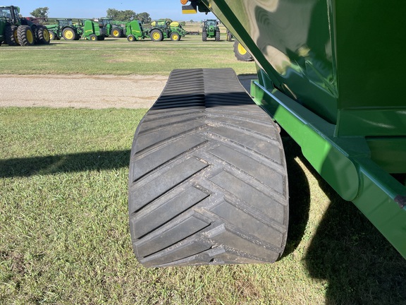 2019 J&M 1522X Grain Cart