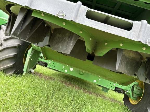 2022 John Deere S780 Combine