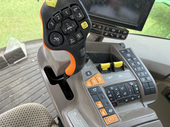 2022 John Deere S780 Combine