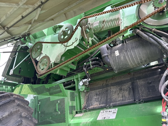 2022 John Deere S780 Combine