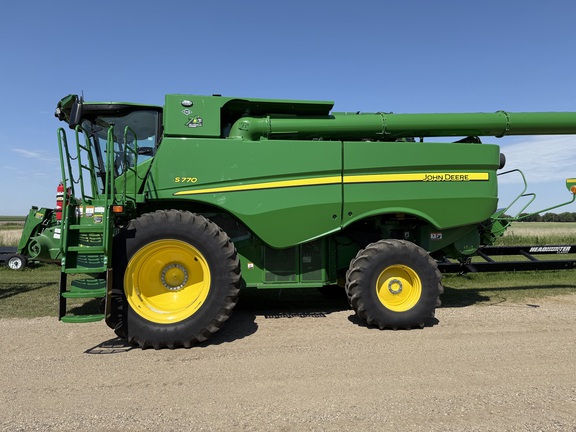 2022 John Deere S770 Combine
