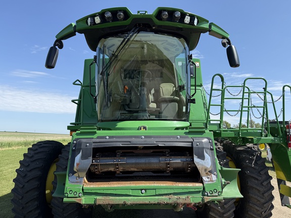 2022 John Deere S770 Combine