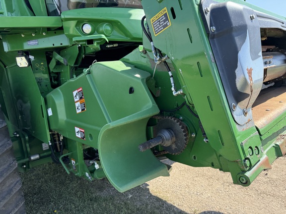 2022 John Deere S770 Combine