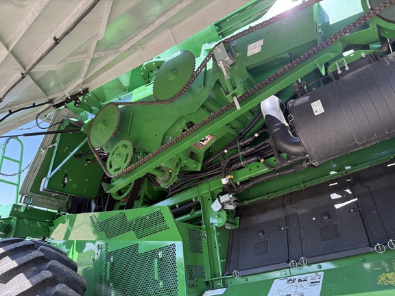 2022 John Deere S770 Combine