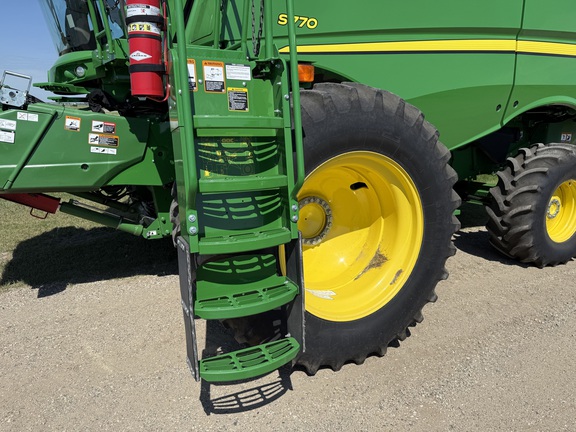 2022 John Deere S770 Combine