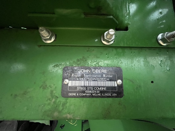 2022 John Deere S780 Combine