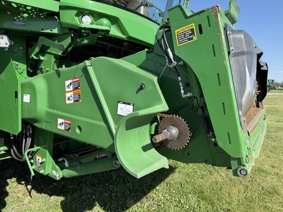 2022 John Deere S780 Combine