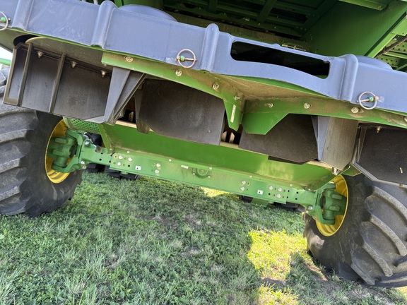 2022 John Deere S780 Combine
