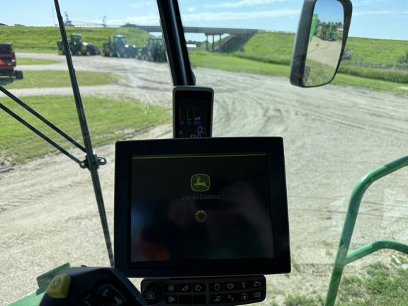 2022 John Deere S780 Combine