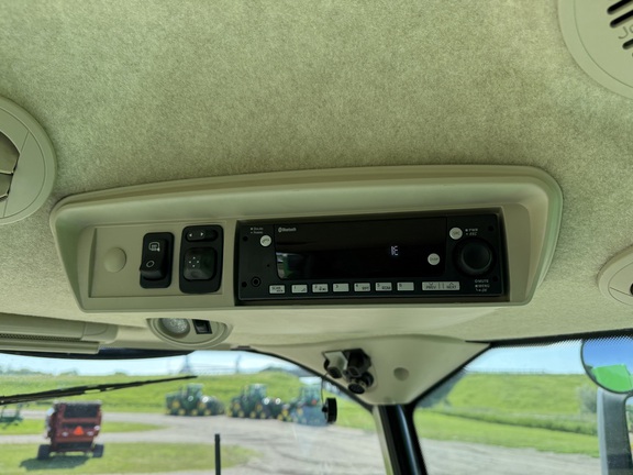 2022 John Deere S780 Combine