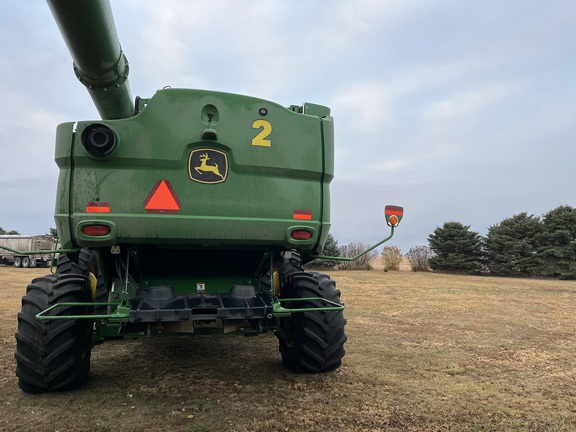 2022 John Deere S780 Combine