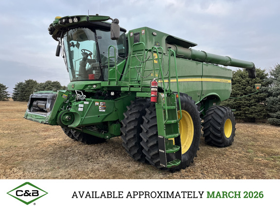 2022 John Deere S780 Combine